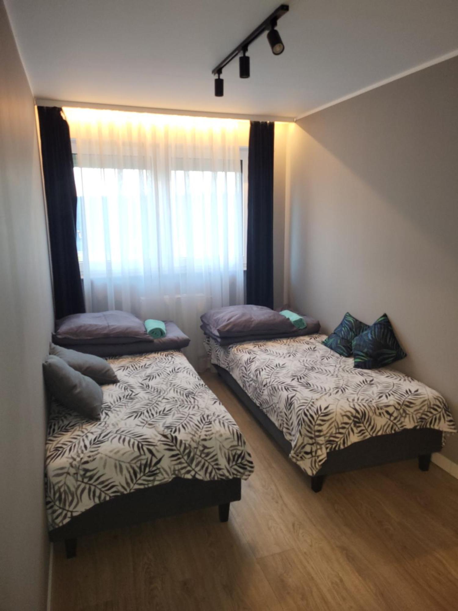Komfortowy Apartament Dla 7 Osob Ch Arena, Prywatny Parking Gliwice Ngoại thất bức ảnh